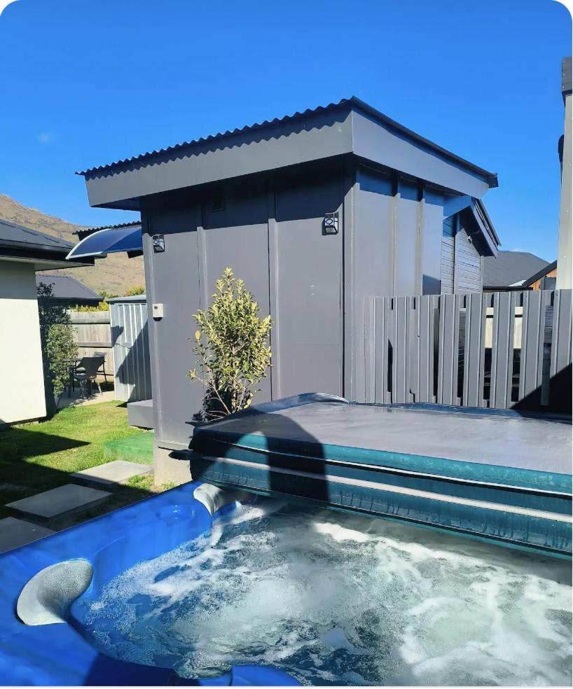 Gorgeous Cabin - Spa Pool! Queenstown Exteriér fotografie
